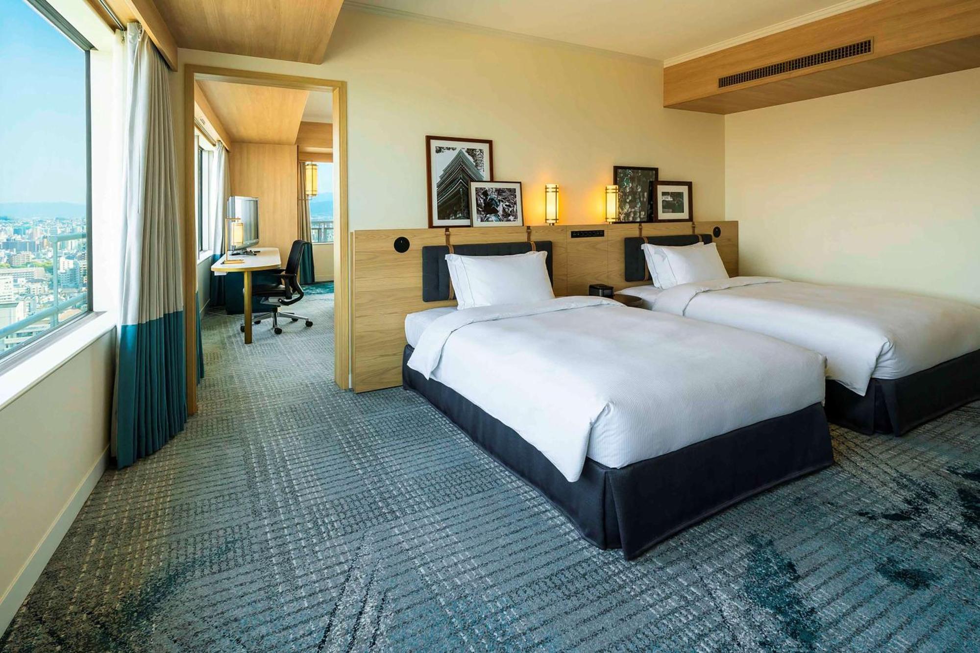 Отель Hilton Fukuoka Sea Hawk Экстерьер фото